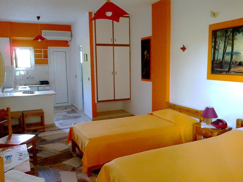 Koralli Studios Korissia  Room photo